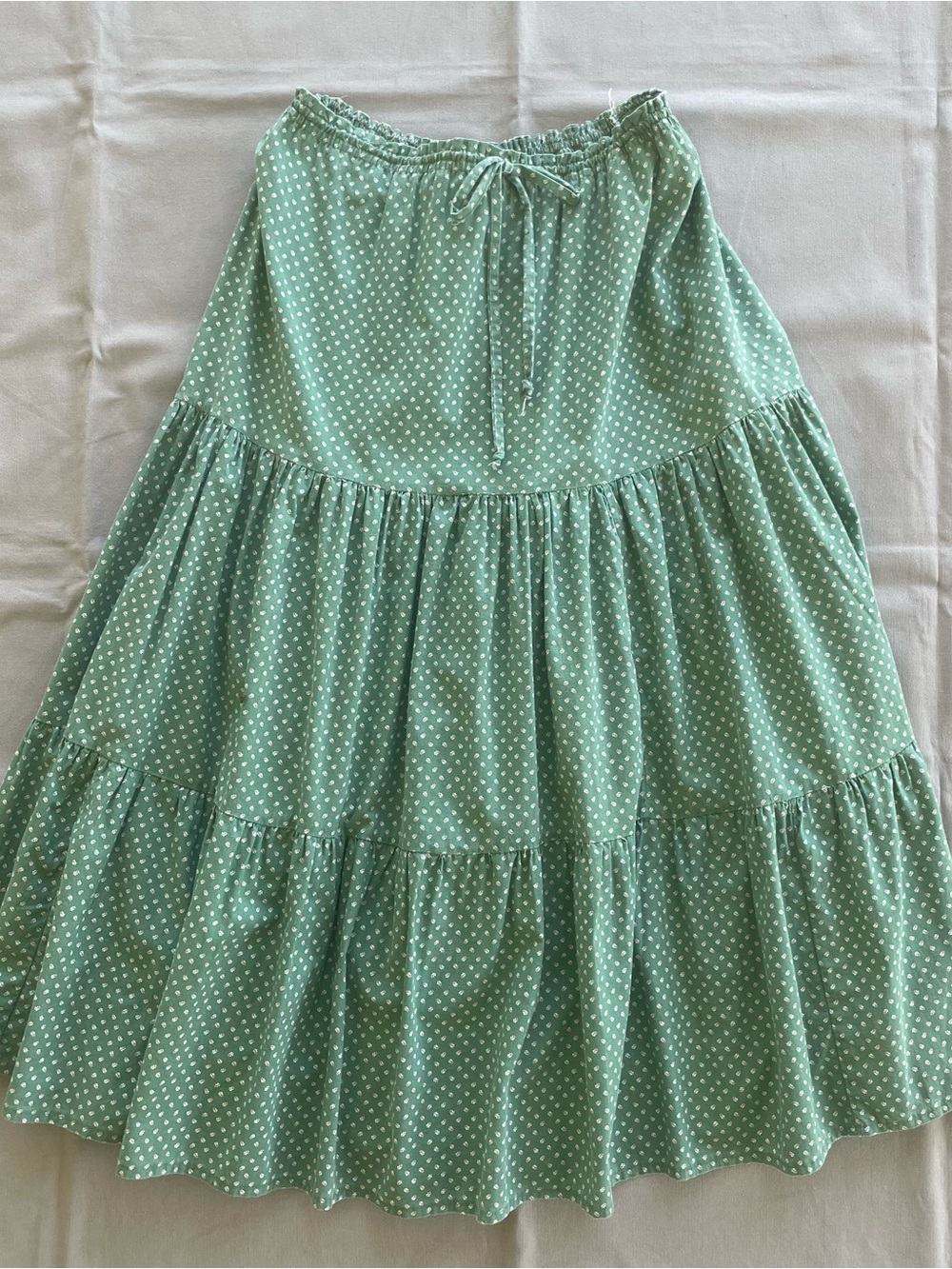 Vintage 1970s Sage Green prairie skirt Size M/L boho Polka Dot cotton Tiered